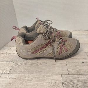 Merrell aluminum Renaissance hiking shoe women's size 8